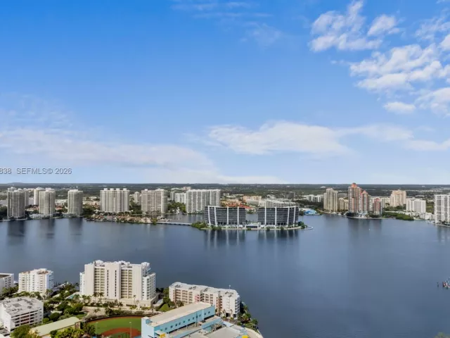 3-bedroom condo for sale in Sunny Isles Beach - 18201 Collins Ave 5301 - MondialRealty