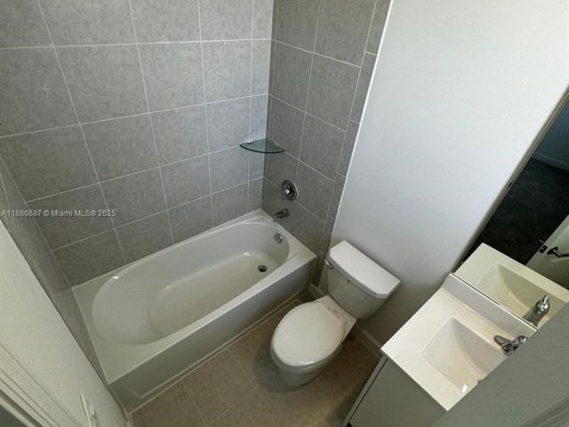 3-bedroom home for sale in Homestead - 16270 SW 292nd St - MondialRealty