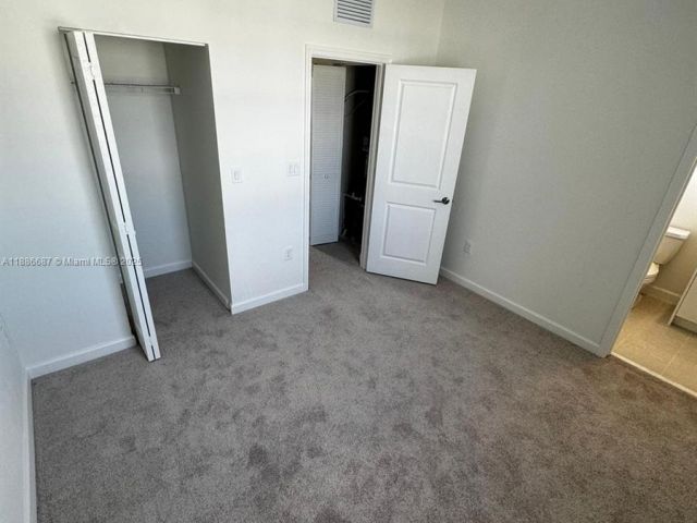 3-bedroom home for sale in Homestead - 16270 SW 292nd St - MondialRealty