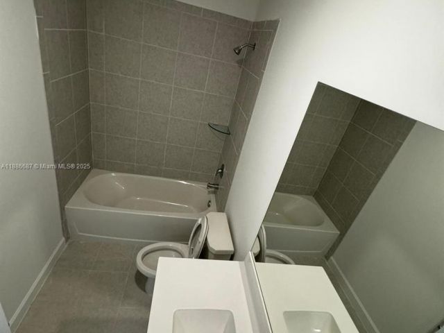 3-bedroom home for sale in Homestead - 16270 SW 292nd St - MondialRealty