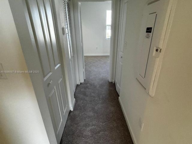 3-bedroom home for sale in Homestead - 16270 SW 292nd St - MondialRealty