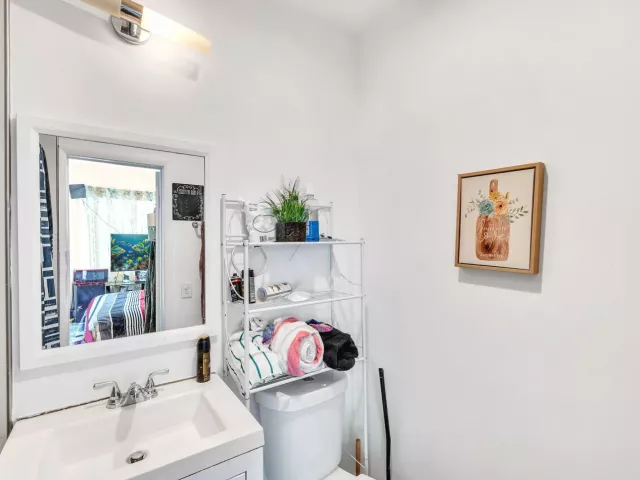 3-bedroom home for sale in Miami - 16010 NE 5th Avenue - MondialRealty
