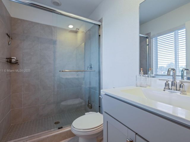 3-bedroom home for rent in Homestead - 1014 SE 23rd Ave - MondialRealty