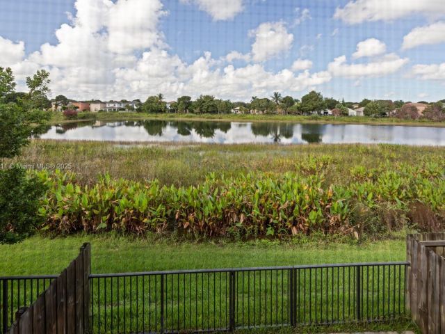 3-bedroom home for rent in Homestead - 1014 SE 23rd Ave - MondialRealty