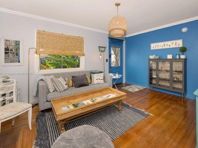 Home for rent at 1701 Fletcher St - photo 7446229