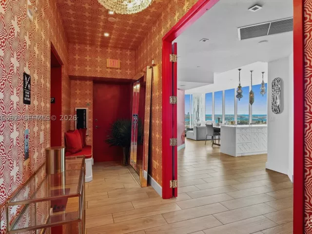 3-bedroom condo for sale in Miami - 2020 N Bayshore Dr 2702 - MondialRealty