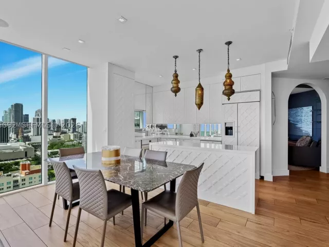 3-bedroom condo for sale in Miami - 2020 N Bayshore Dr 2702 - MondialRealty