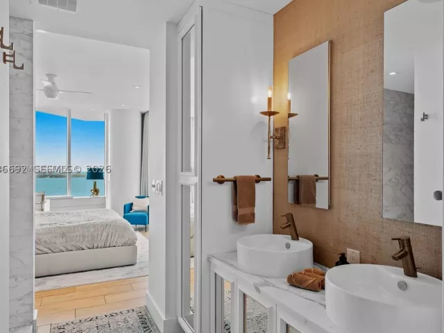 3-bedroom condo for sale in Miami - 2020 N Bayshore Dr 2702 - MondialRealty