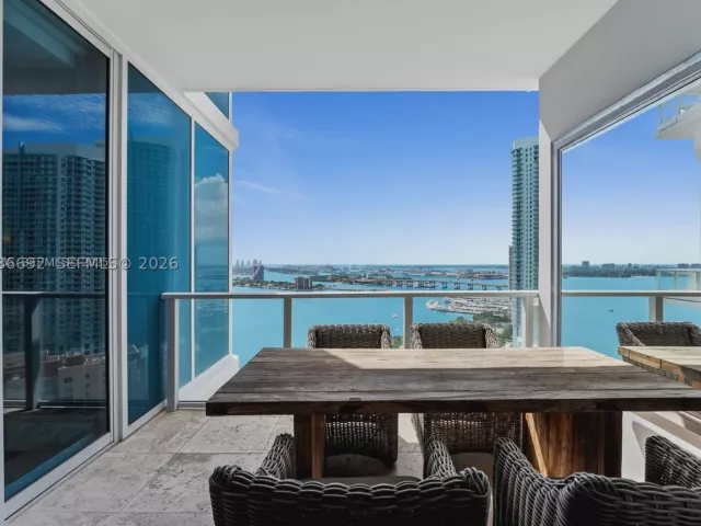 3-bedroom condo for sale in Miami - 2020 N Bayshore Dr 2702 - MondialRealty