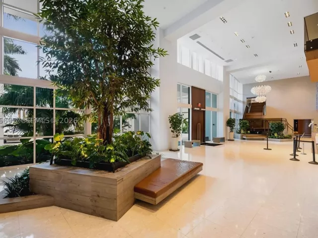 3-bedroom condo for sale in Miami - 2020 N Bayshore Dr 2702 - MondialRealty
