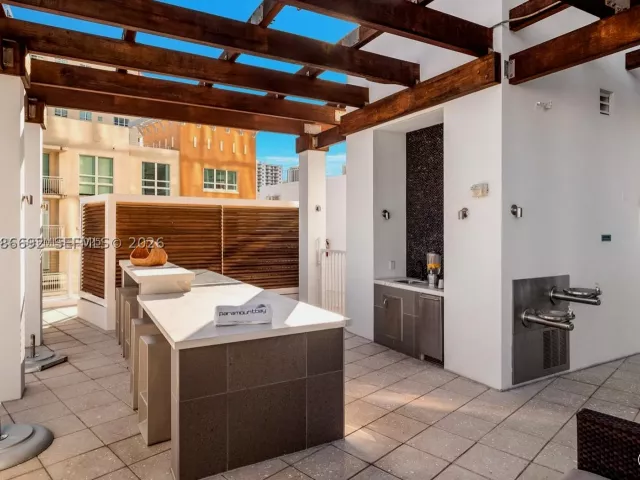 3-bedroom condo for sale in Miami - 2020 N Bayshore Dr 2702 - MondialRealty