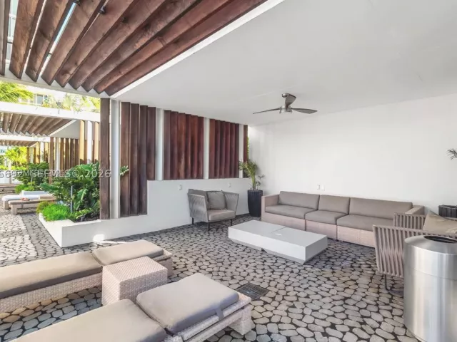 3-bedroom condo for sale in Miami - 2020 N Bayshore Dr 2702 - MondialRealty