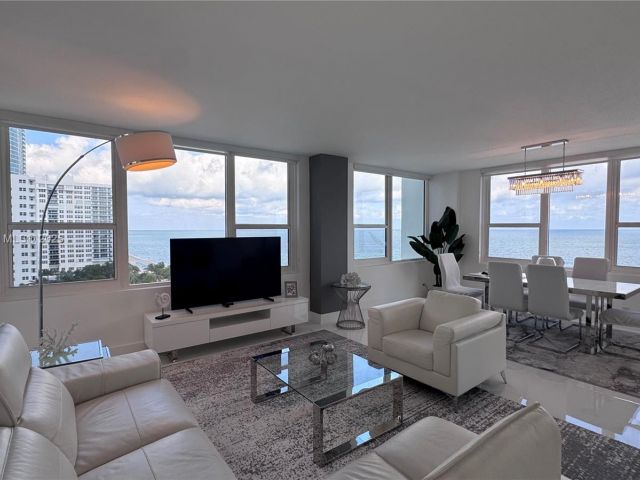 Apartment for rent  Unit #912 - photo 7292564