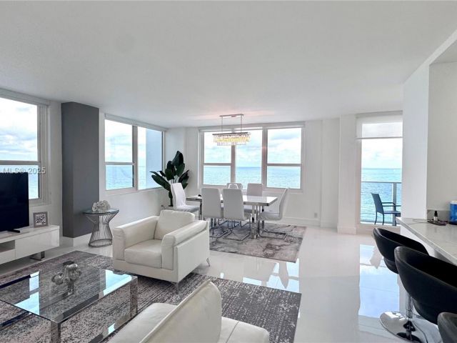 Apartment for rent  Unit #912 - photo 7292566