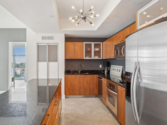 Apartment for sale  Unit #2-705 - photo 6596261