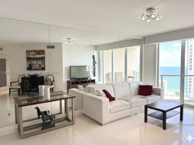 2-bedroom condo for sale in Sunny Isles Beach - 16699 Collins Ave 1806 - MondialRealty