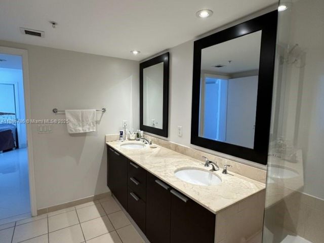 Apartment for sale  Unit #1806 - photo 6590702