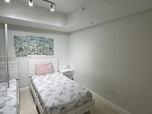 Apartment for sale  Unit #1806 - photo 6651114