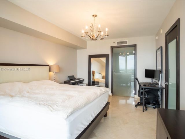 Apartment for sale  Unit #3509 - photo 6598978