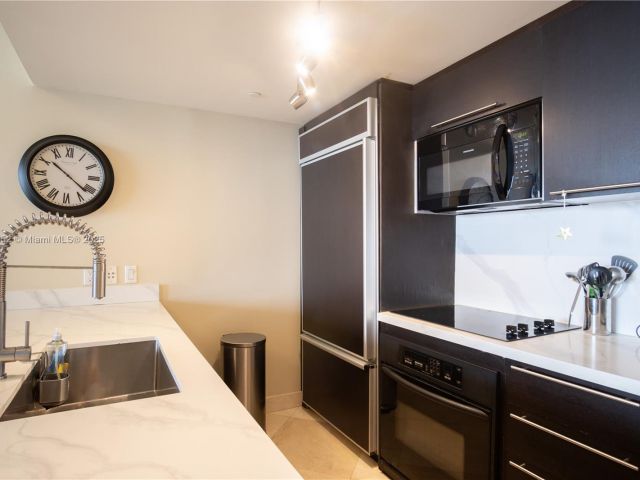 Apartment for sale  Unit #3509 - photo 6598984