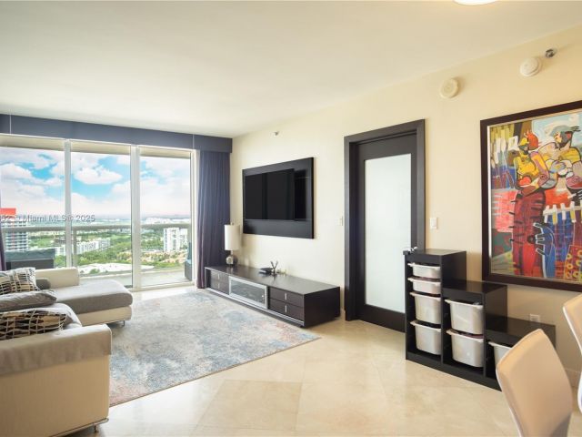 Apartment for sale  Unit #3509 - photo 6598988