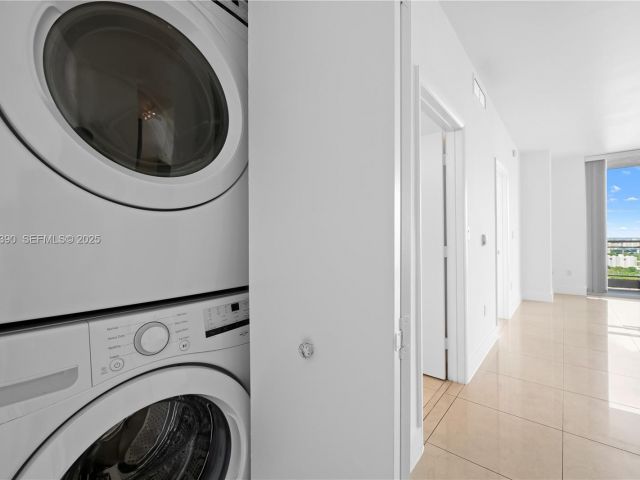 Apartment for sale  Unit #3305 - photo 6597462