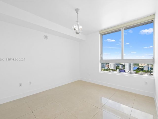 Apartment for sale  Unit #3305 - photo 6597463