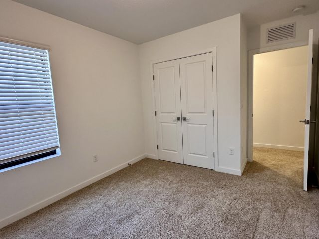 Home for rent at 166 SE 5th Court - photo 6588794