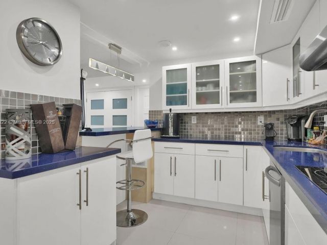 Apartment for sale  Unit #1126 - photo 6596469