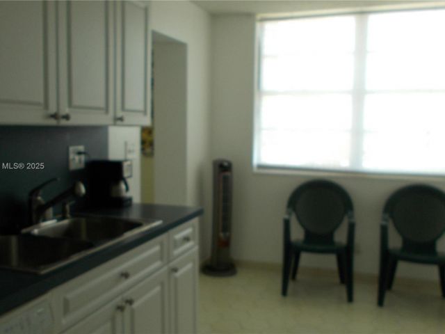 2-bedroom condo for rent in Hallandale Beach - 3161 S Ocean Dr 505 - MondialRealty