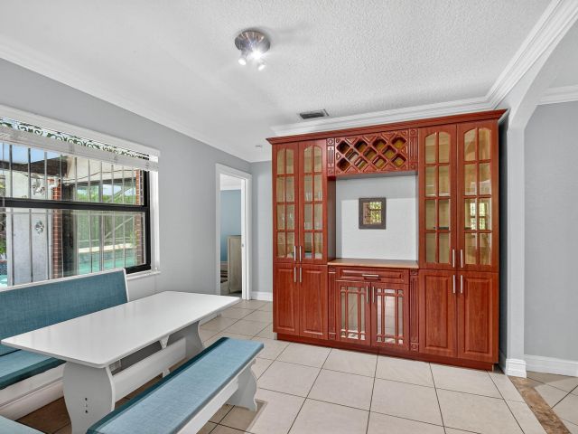 Home for rent at 1035 Soelca Drive - photo 6591874