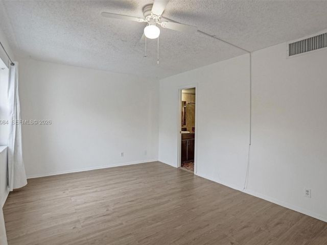 2-bedroom home for sale in Hallandale Beach - 2220 NE 11th St - MondialRealty