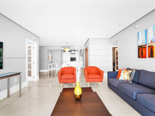 Apartment for rent  Unit #1103 - photo 6601037