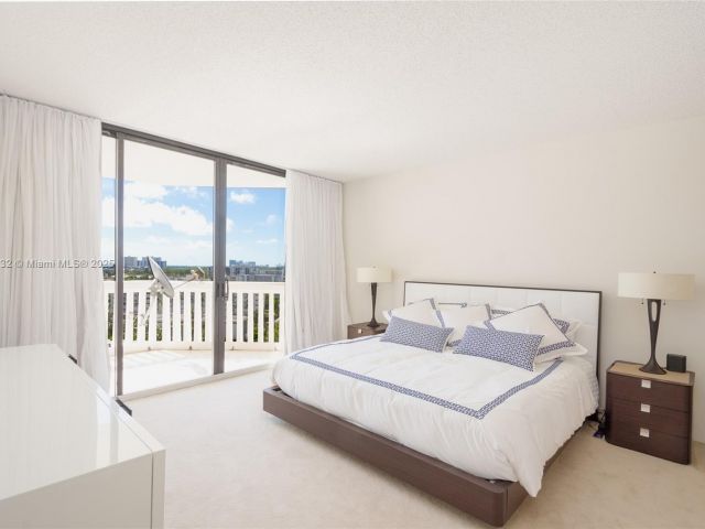 Apartment for sale  Unit #1002 - photo 6619111