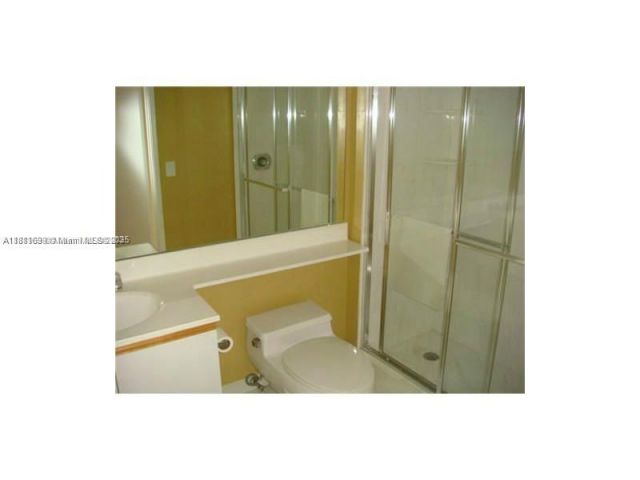 2-bedroom condo for sale in Aventura - 3400 NE 192nd St 2103 - MondialRealty