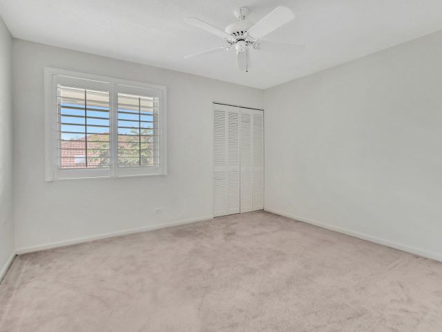 Home for rent at 4517 NW 5th Avenue - photo 6843736