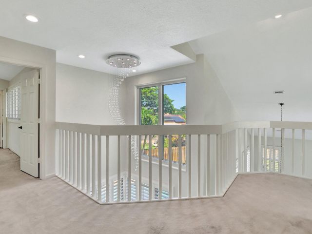 Home for rent at 4517 NW 5th Avenue - photo 6843745