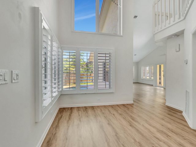 Home for rent at 4517 NW 5th Avenue - photo 6843746