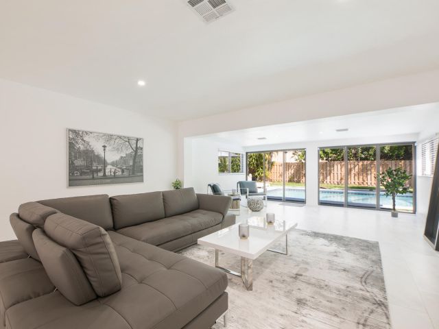 Home for rent at 3000 NE 21st Terrace - photo 6621918