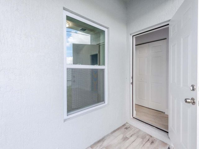 Home for rent at 2827 Saranac Avenue - photo 6599228