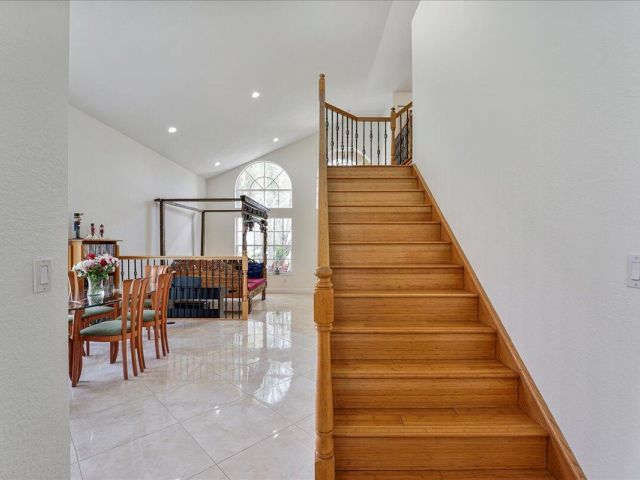 Home for rent at 19059 Skyridge Circle - photo 6599277