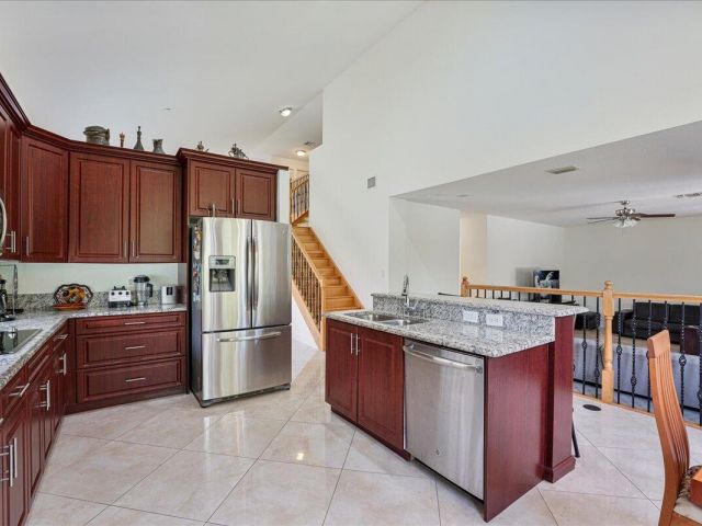 Home for rent at 19059 Skyridge Circle - photo 6599285