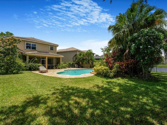 Home for rent at 19059 Skyridge Circle - photo 6599289