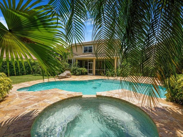 Home for rent at 19059 Skyridge Circle - photo 6599291