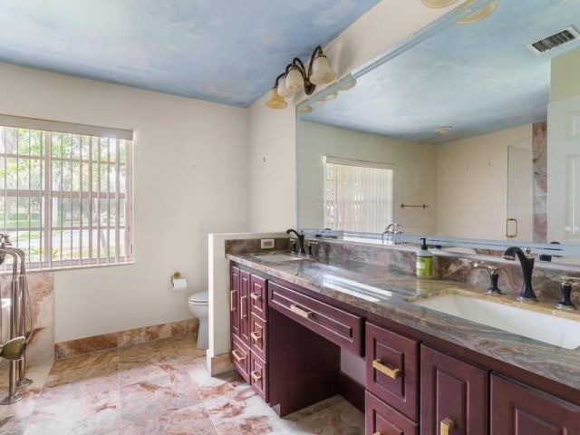 Home for rent at 4806 S Lee Road - photo 6673385