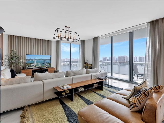 Apartment for rent  Unit #1709 - photo 6599725