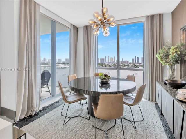 Apartment for rent  Unit #1709 - photo 6599730