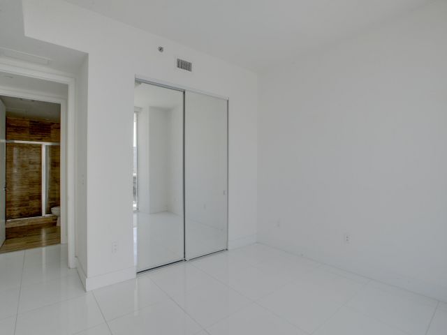 Apartment for rent  Unit #505 - photo 6605554