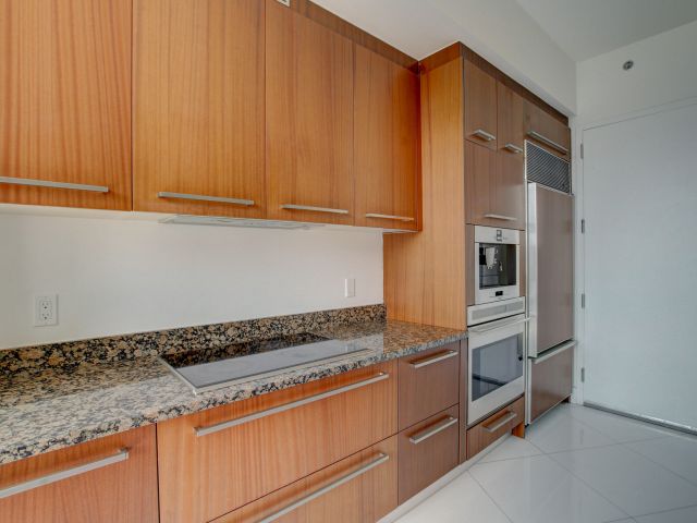 Apartment for rent  Unit #505 - photo 6605558