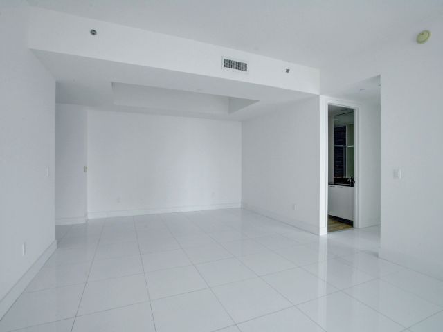 Apartment for rent  Unit #505 - photo 6605561